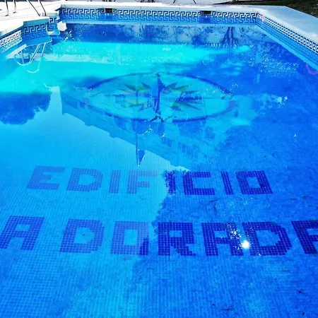 Shiny With Pool & Carihuela At 500m Torremolinos