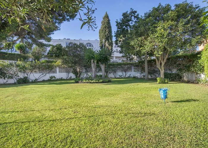 Shiny With Pool & Carihuela At 500m Torremolinos