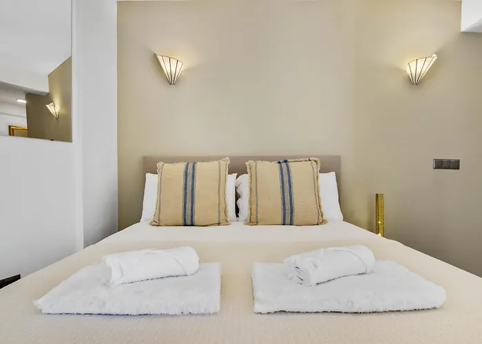 Shiny With Pool & Carihuela At 500m *