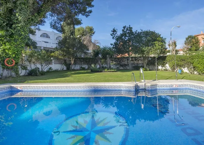 Shiny With Pool & Carihuela At 500m *