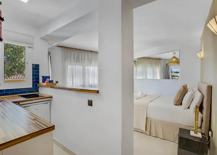 Shiny With Pool & Carihuela At 500m * Torremolinos